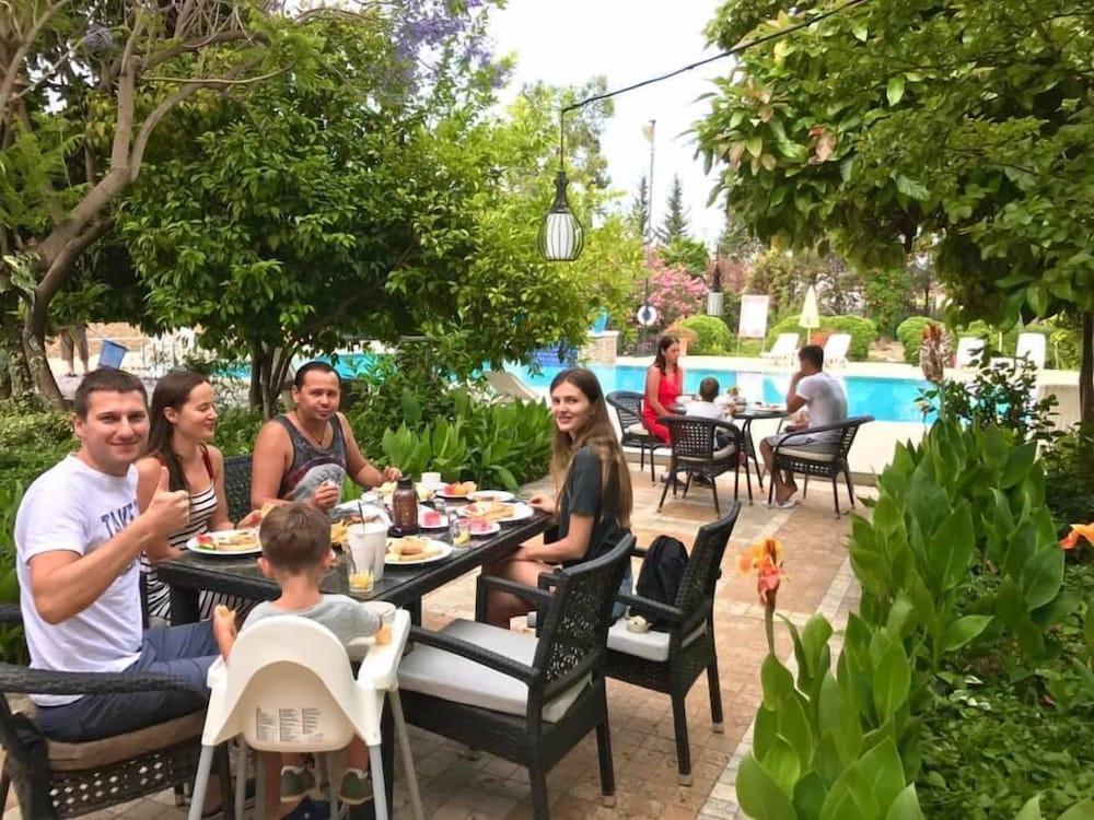 Akkent Garden Hotel Φετιγιέ Εξωτερικό φωτογραφία